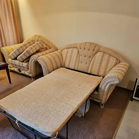 Luxury In Downtown דירה *